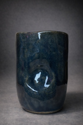 Kubek ceramiczny granatowa głębia